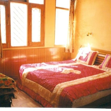 Hotel Sitara Regency Shimla Zewnętrze zdjęcie